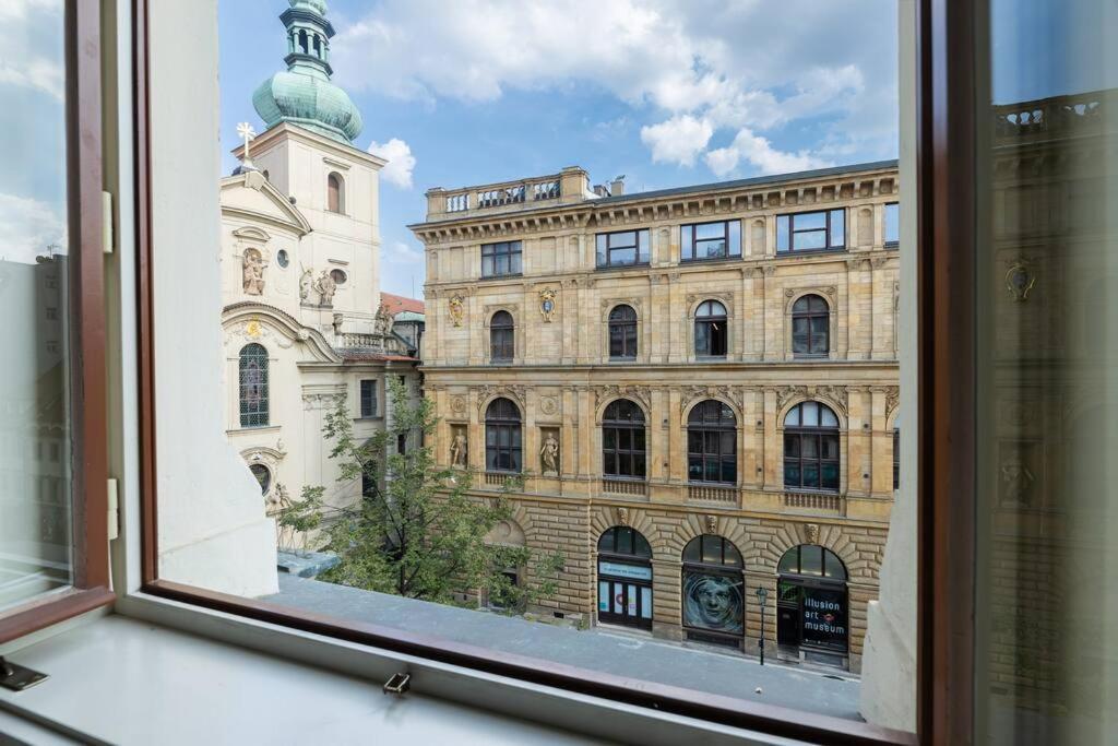 Charming 2bedroom Old Town
