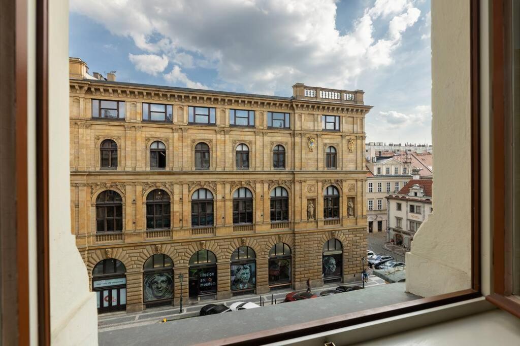 Appartamento Charming 2bedroom Old Town