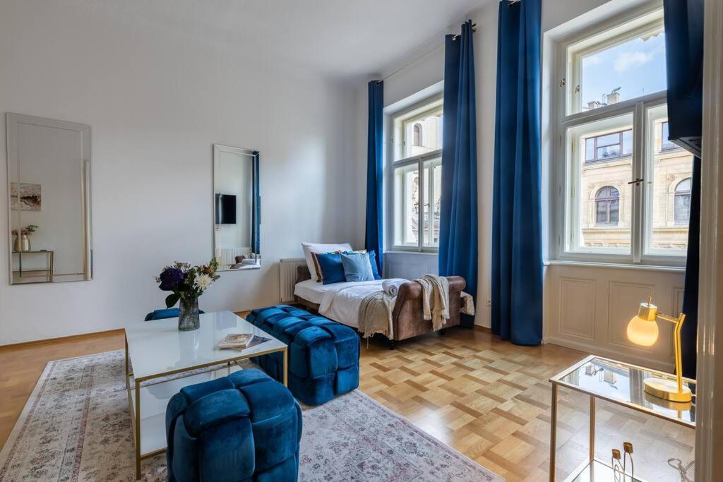 Charming 2bedroom Old Town Apartamento